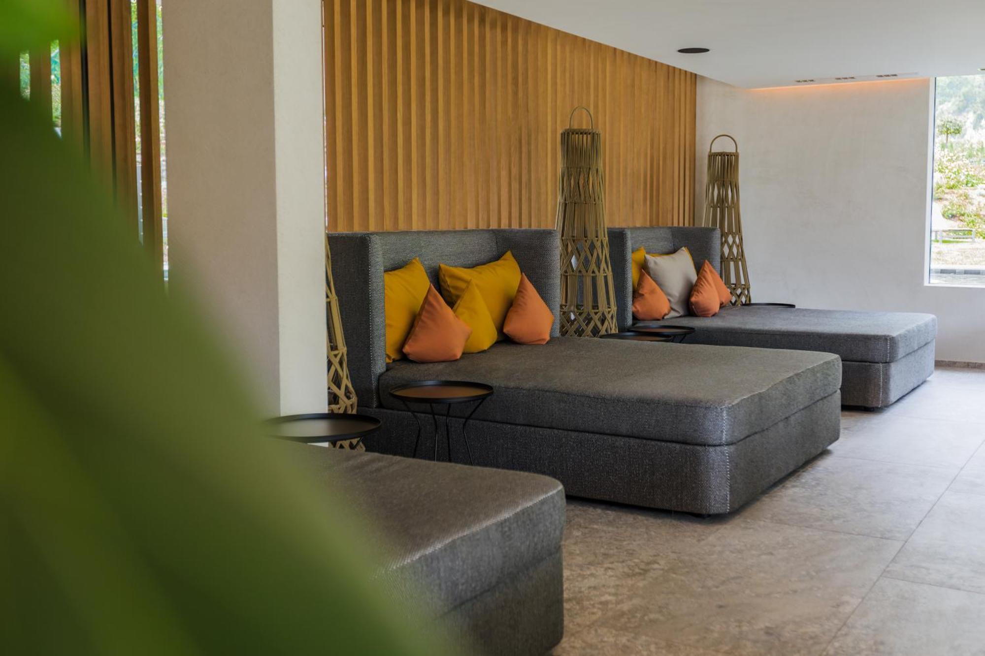 Boutique Hotel Amaril 卡斯泰尔贝洛 外观 照片